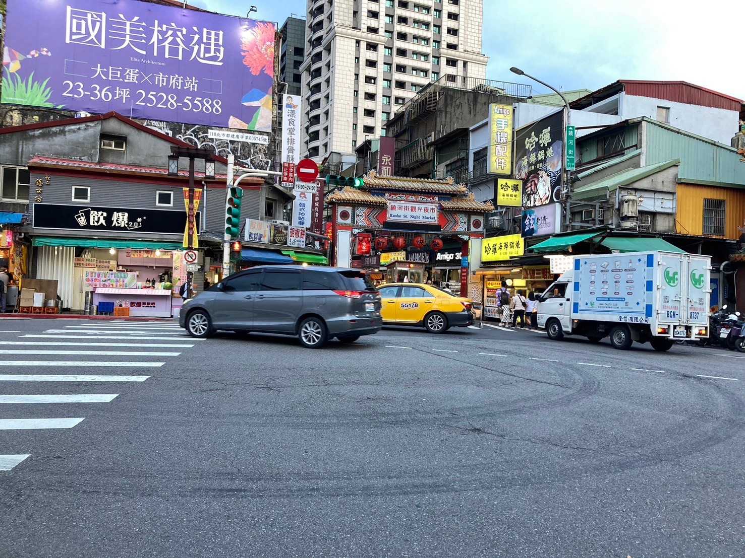 台湾の夜市に行ってみたシリーズ 饒河街観光夜市編